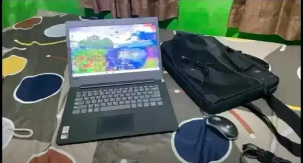 Laptop Lenovo Slime