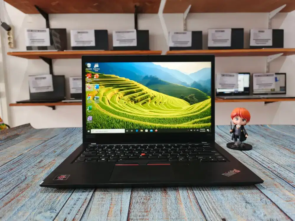 Laptop Bekas THINKPAD T495s/Ryzen 5 Pro 3500U/RAM 8 GB
