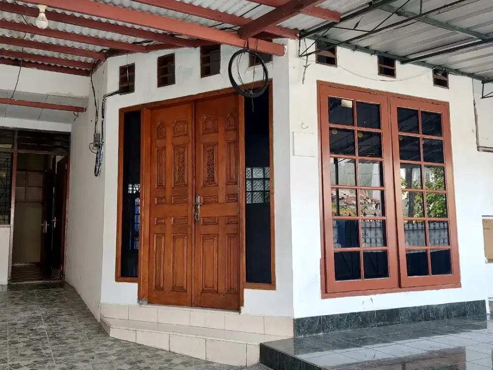 Di sewakan rumah di megapolitan cinere