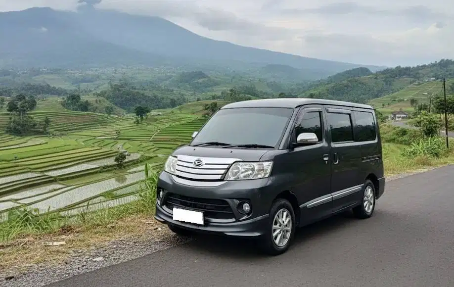 Daihatsu Luxio 2023 Manual Tipe X