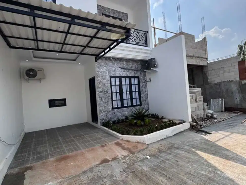 SUPER MURAH !! Rumah 2 lantai plus rooftop di cimanggis depok