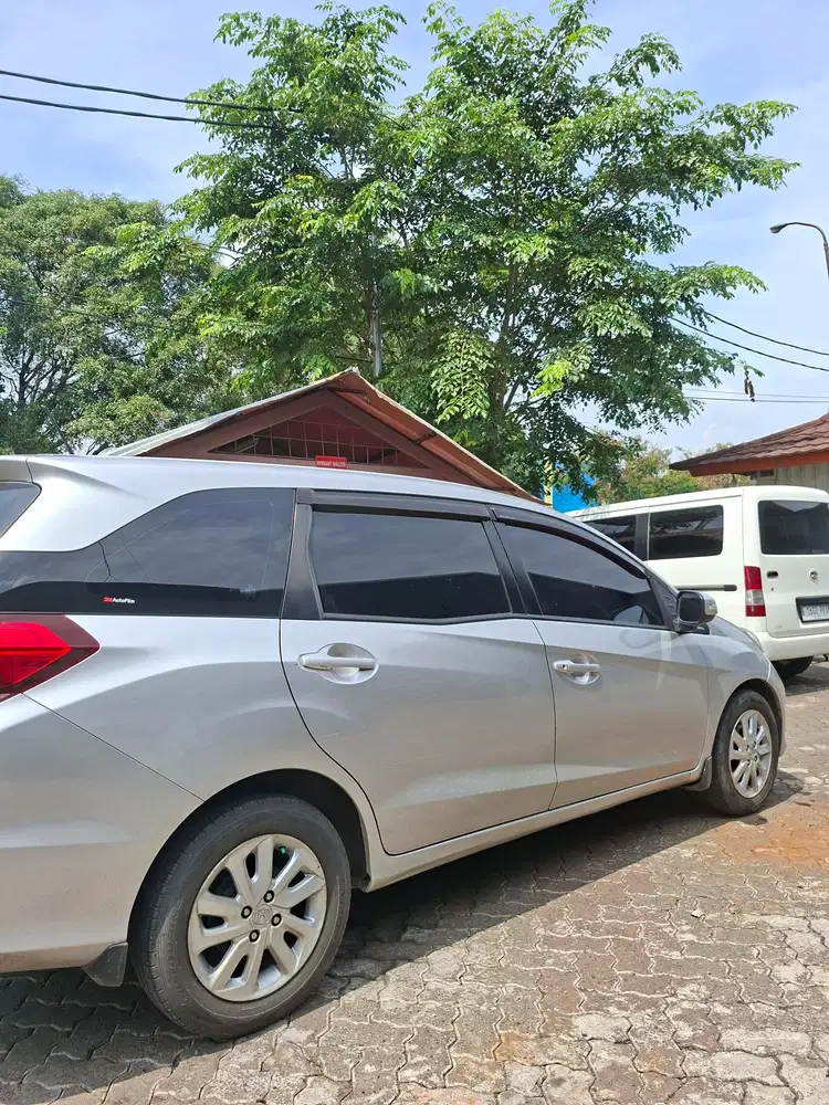 Honda Mobilio 2015 Bensin