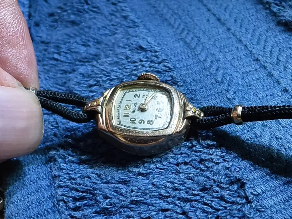 Art Deco Harvel 12K Gold Filled Ladies Watch Square Face Vintage 1930