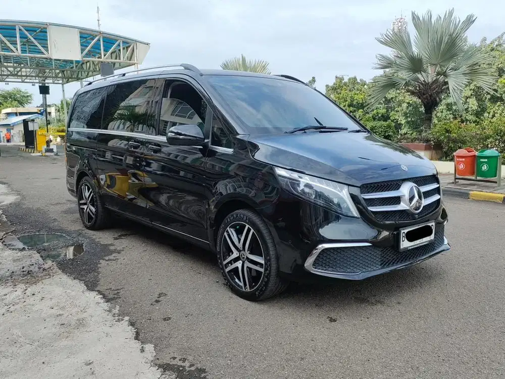 MERCEDES BENZ V250 2022