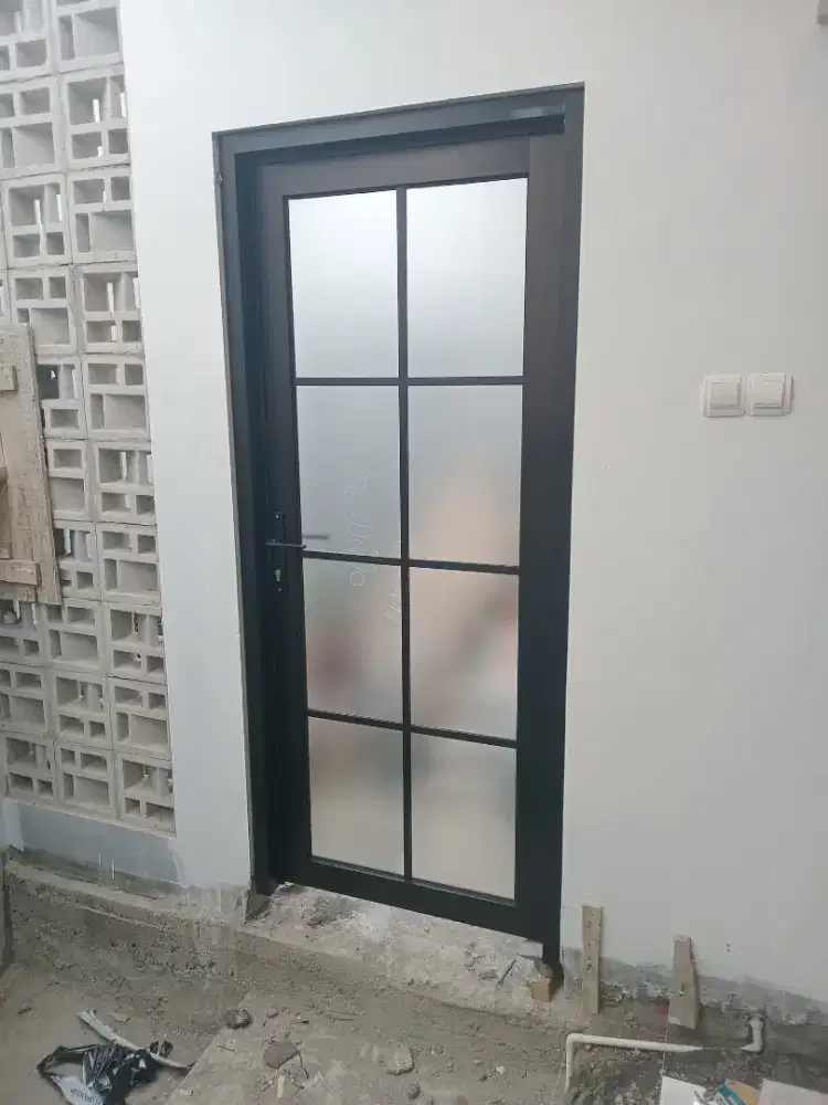 Spesialist almunium kusen pintu jendela kaca acp dll