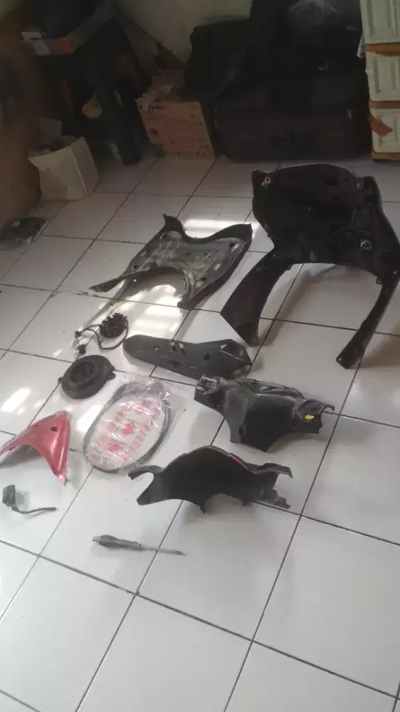 part body Suzuki skydrive