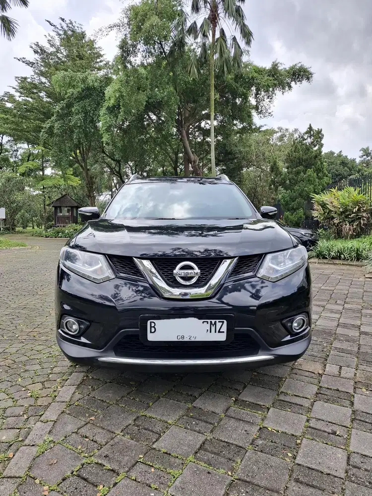 Nissan X-Trail 2.5 AT 2015