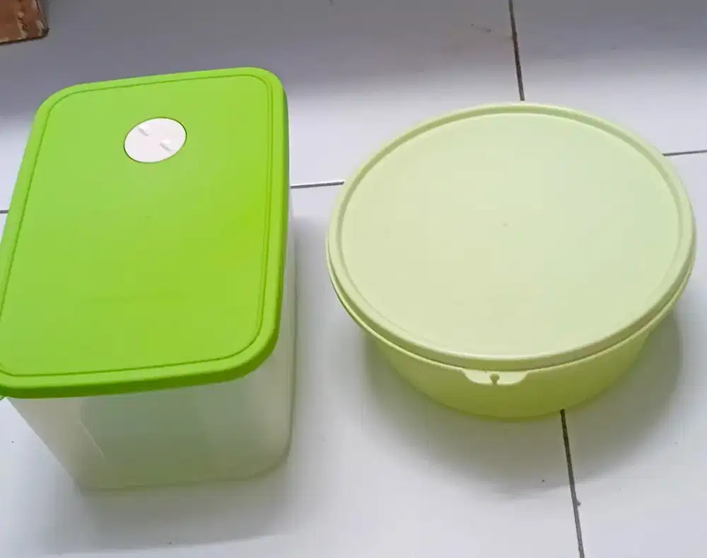 dijual tupperware 2 pcs