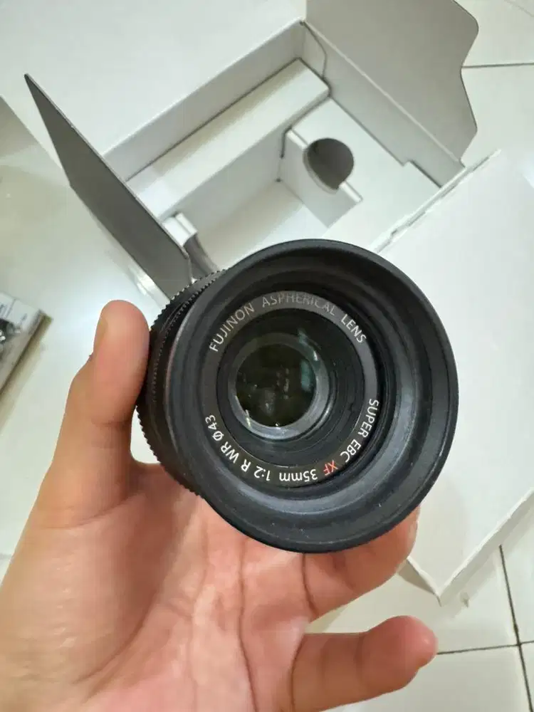 Lensa fujinon xf35 f2 r wr