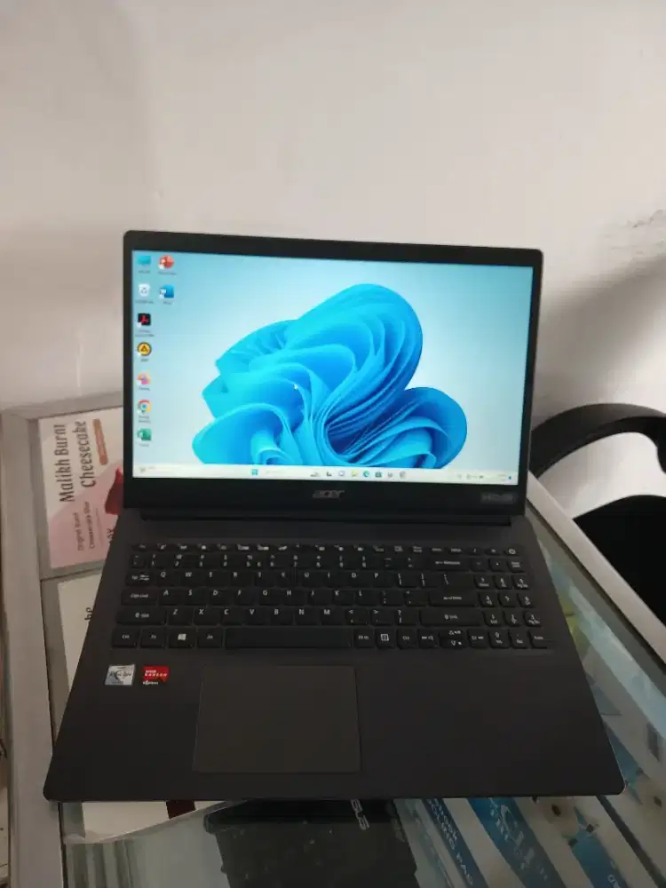 Laptop Acer Extensa Amd Athlon Silver 3050U Ram 8gb Ssd 256