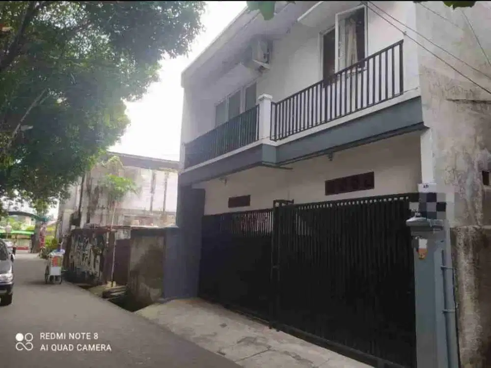 Rumah Cikoko Pancoran Strategis