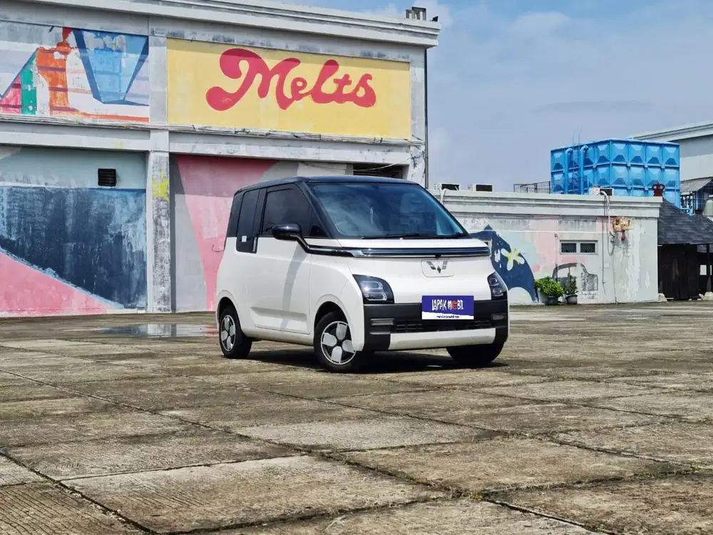 Wuling Air EV Long Range 0.0 AT 2024 Putih KM 3RB