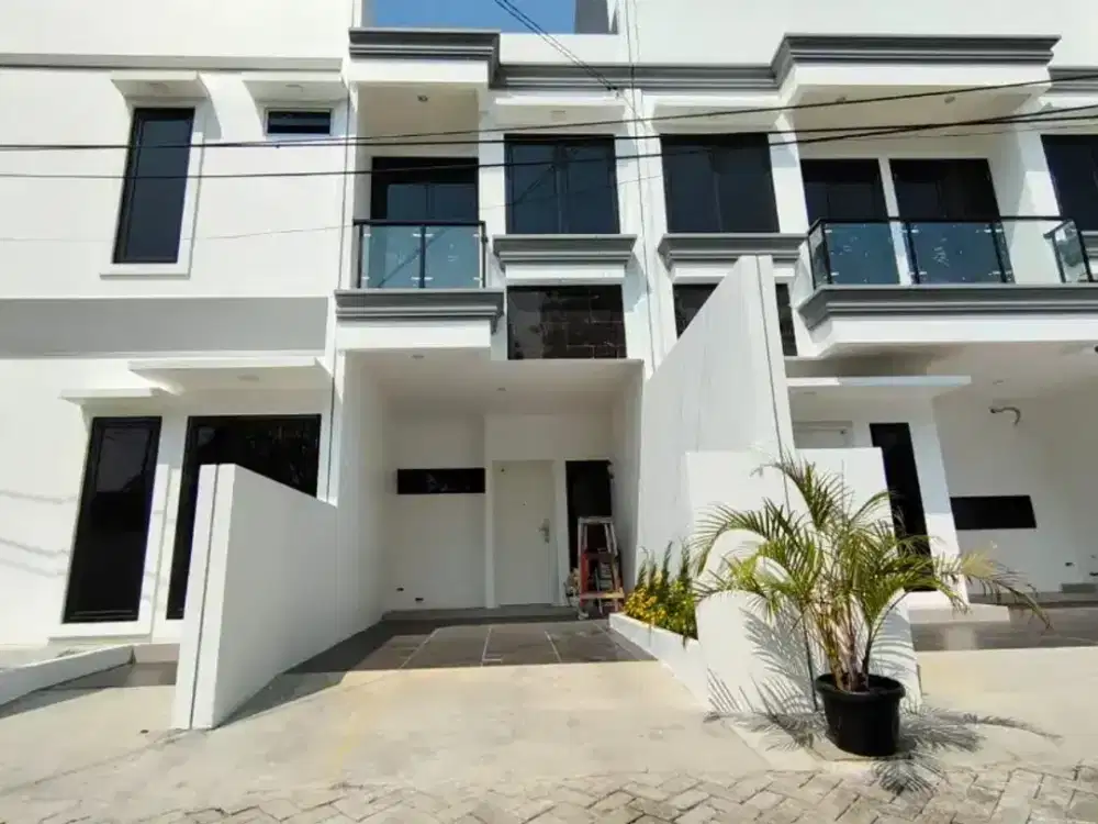 Rumah Mewah 2 Lantai  di Cempaka putih Jakarta pusat lokasi strategis bebas banjir dekat area perkantoran