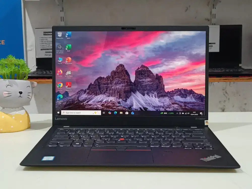 Laptop bekas Lenovo Thinkpad X1 Carbon Intel Core i7-Gen7 Ram 16 GB
