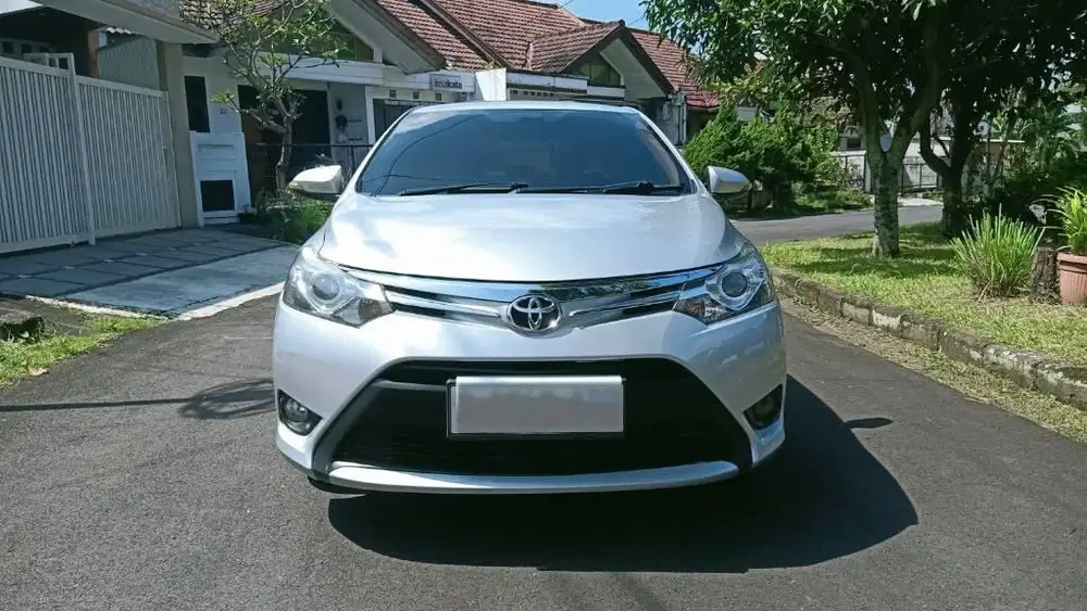 VIOS G MATIC 2015 SILVER
