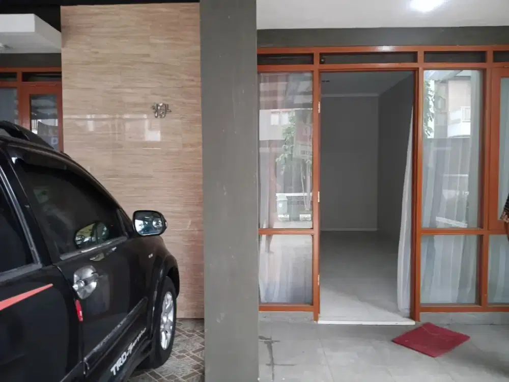 rumah dalam cluster Crista di Cherry Field bandung