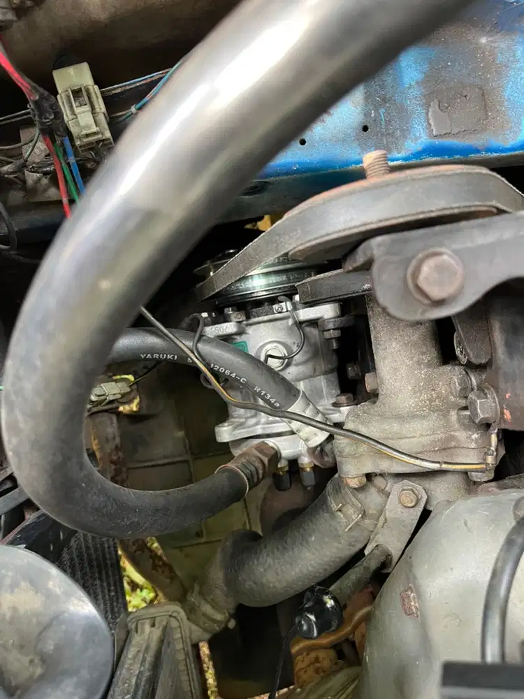 Ford laser 1998 Bensin