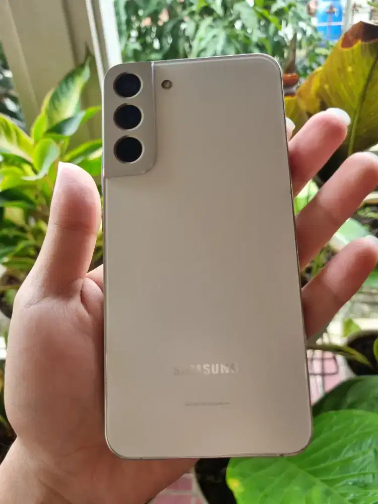 Samsung S22 Plus 8/256GB SEIN Indonesia Fullset