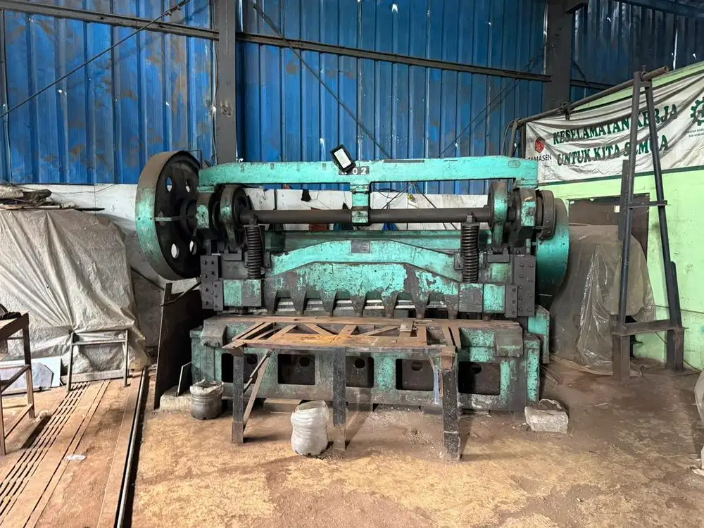 Mesin sharing, mesin potong plat 8mm