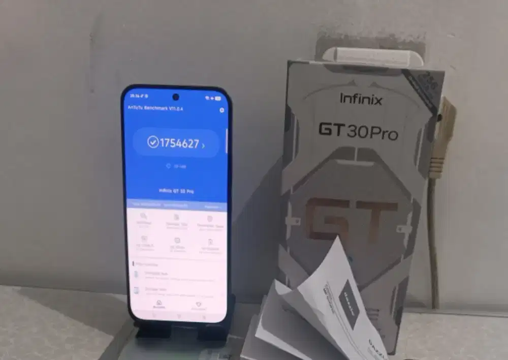 Alternatif Xiaomi Poco f6, Infinix gt 30 pro like new wireless charge