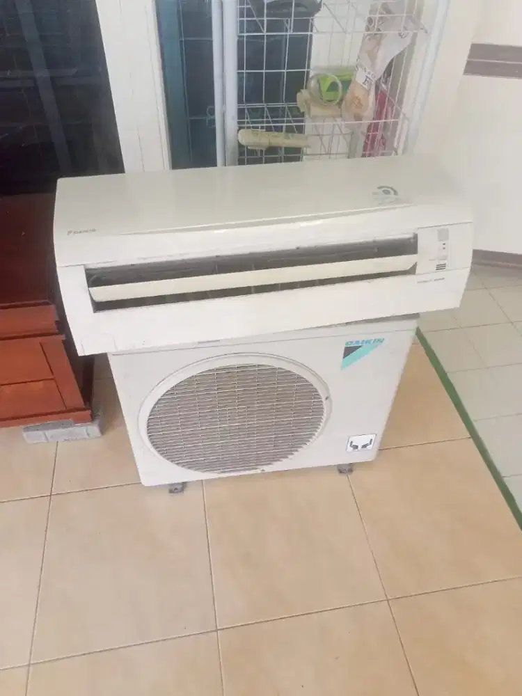Ac daikin thailand 1.5pk