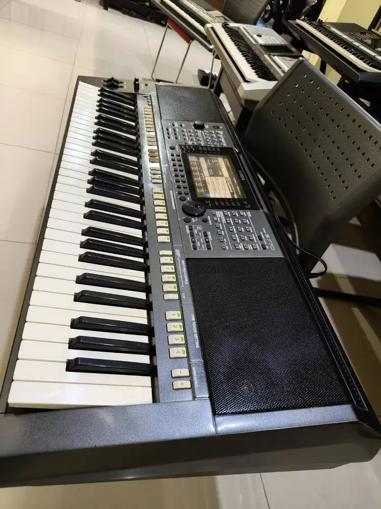 Keyboard YAMAHA PSR S770 normal no minus Full Sampling