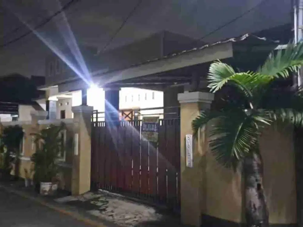 Di Jual Rumah Murah lokasi Strategis di Bintara