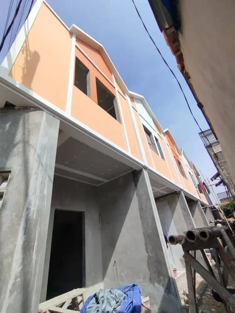 DIJUAL RUMAH BARU GRIYA BULAK SARI DI KALISARI - JAKARTA TIMUR