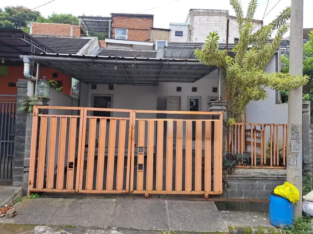 Jual Rumah MURAH 400jt an komplek Cimareme Gadobangkong KBB