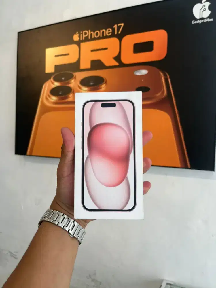 iPhone 15 Basic Pink New Segel