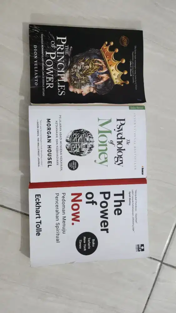 Buku Bacaan 3 Buah Seperti Gambar