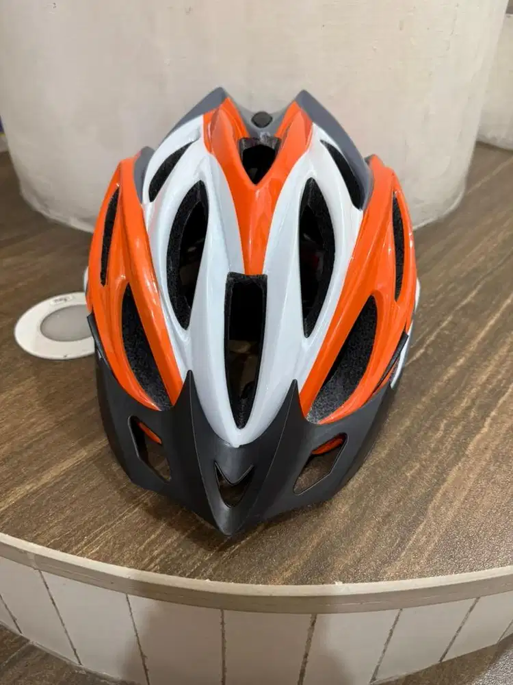 Helm Sepeda AntidotX