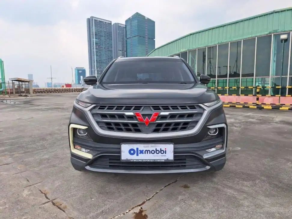 Wuling Almaz 1.5 Smart Enjoy 7-Seater Bensin-AT 2019