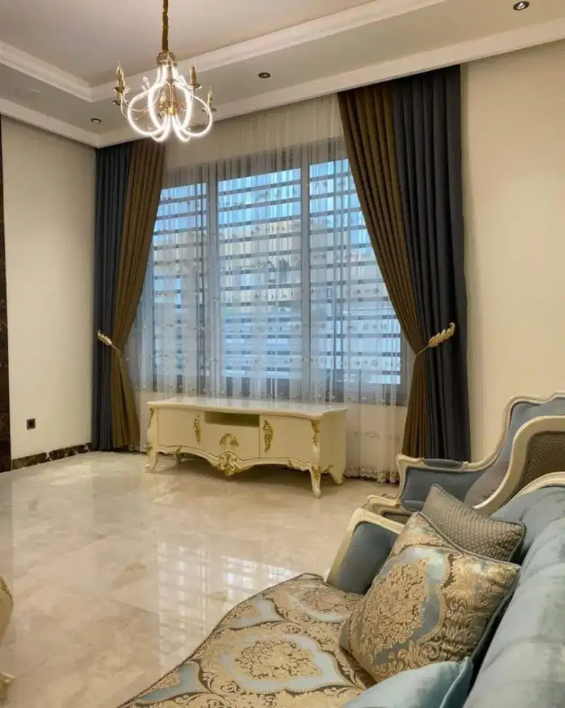 Pasang gordyn gorden murah vertikal roll blind jasa wallpaper dinding