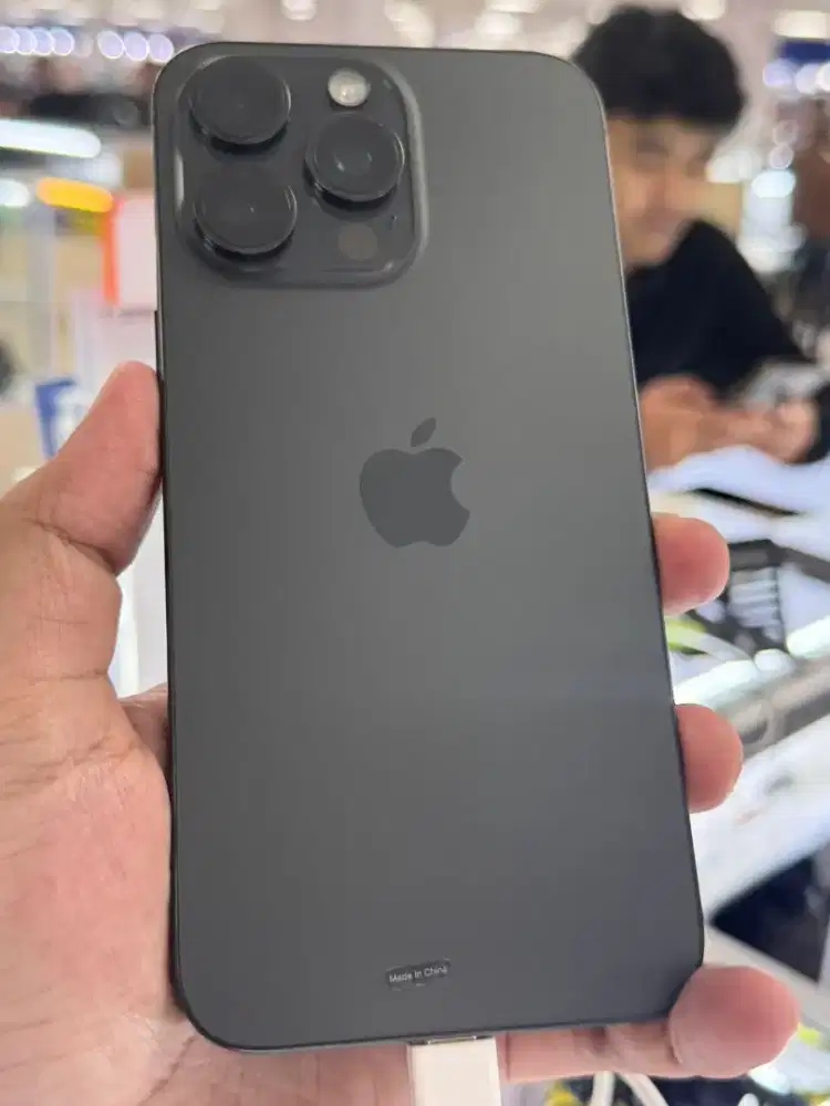 iPhone 15 Pro Max Black Resmi iBox Fullset Mulus