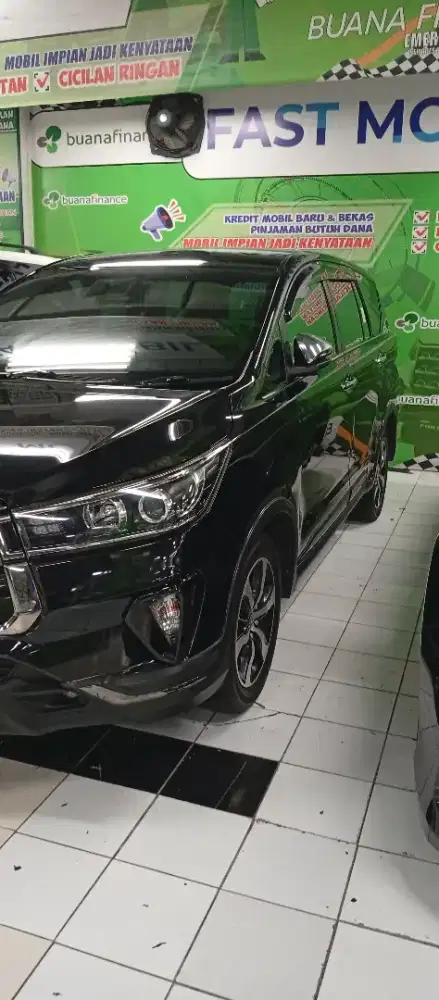 Toyota venturer matic diesel 2021