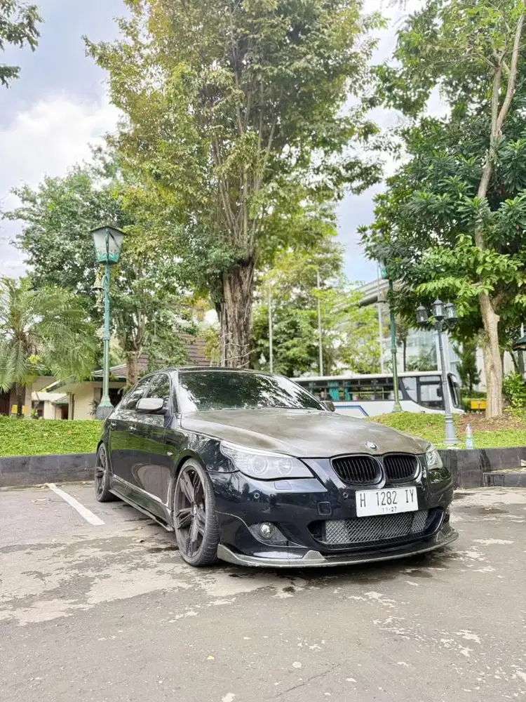 BMW 530 i 2004 sunroof Edition