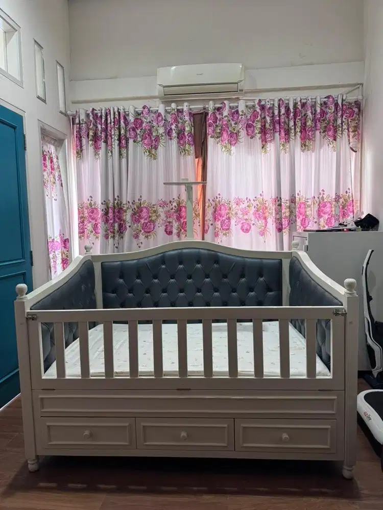 BOX BAYI 160x100 (1.6 meter x 1 meter)