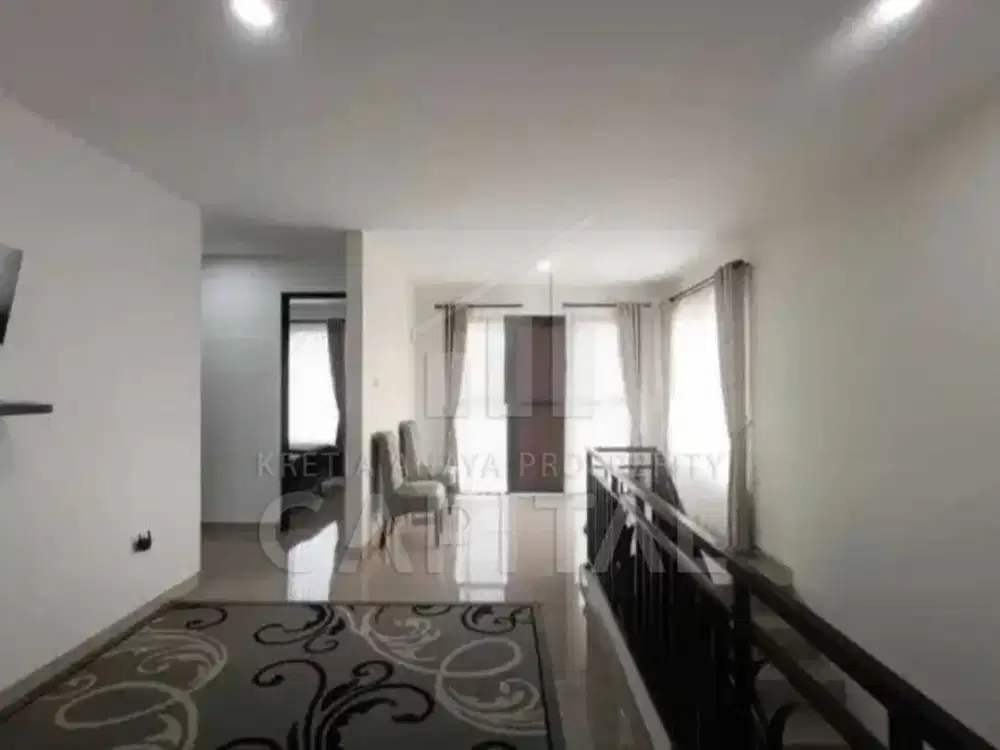 RUMAH HOOK SIAP HUNI DENGAN KOLAM RENANG DI SETIABUDI REGENCY