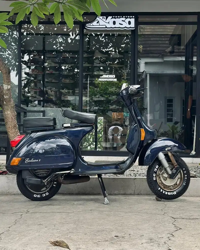 Vespa exclusive 2 Mauritius Blue
