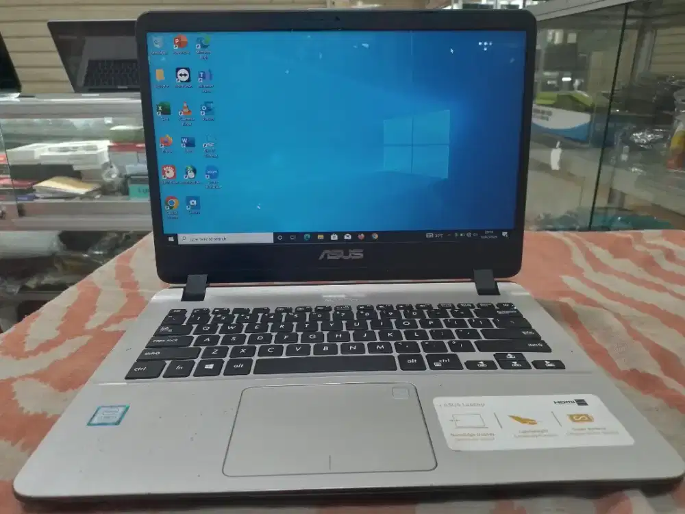 Laptop Asus X407U intel core i3-7020U