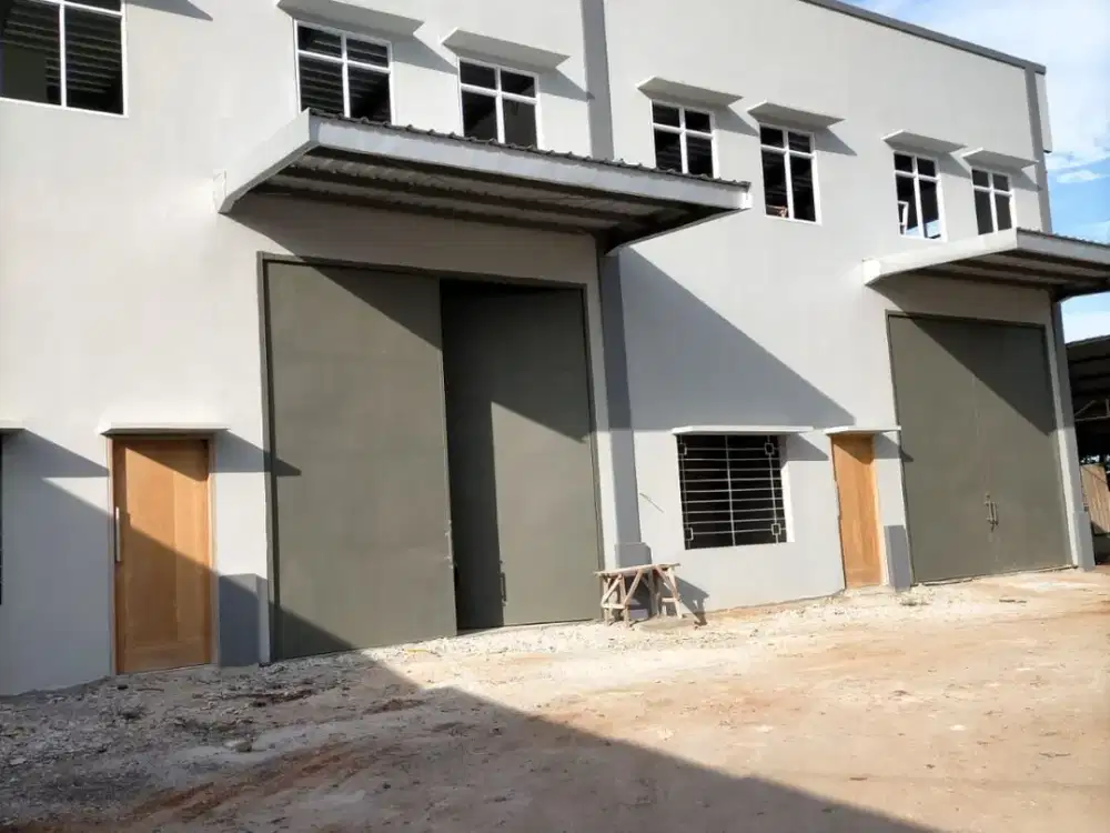 Gudang Di Salembaran TelukNaga Tangerang Luas 12x30 Akses Kontainer 40 Feet