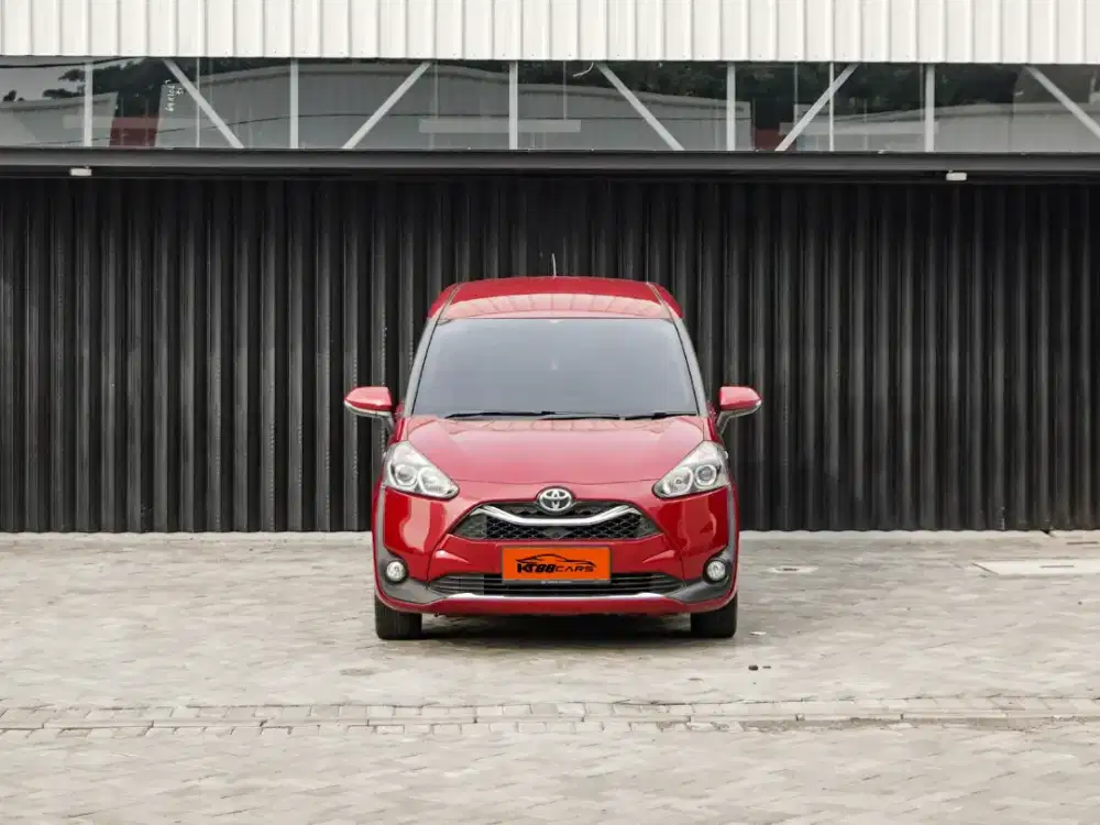 Toyota Sienta v 2019 matic