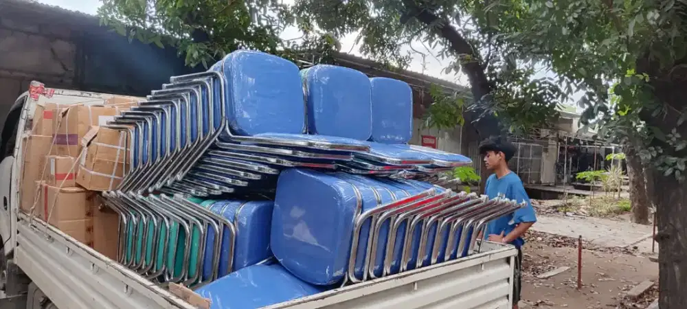 Jual kursi susun replika futura murah