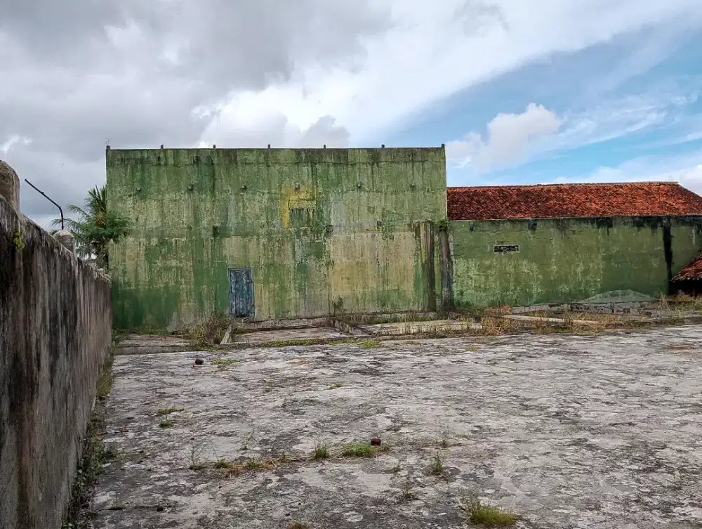 DIJUAL Gedung Walet 504m² Tanah 2.730m² Garut Selatan