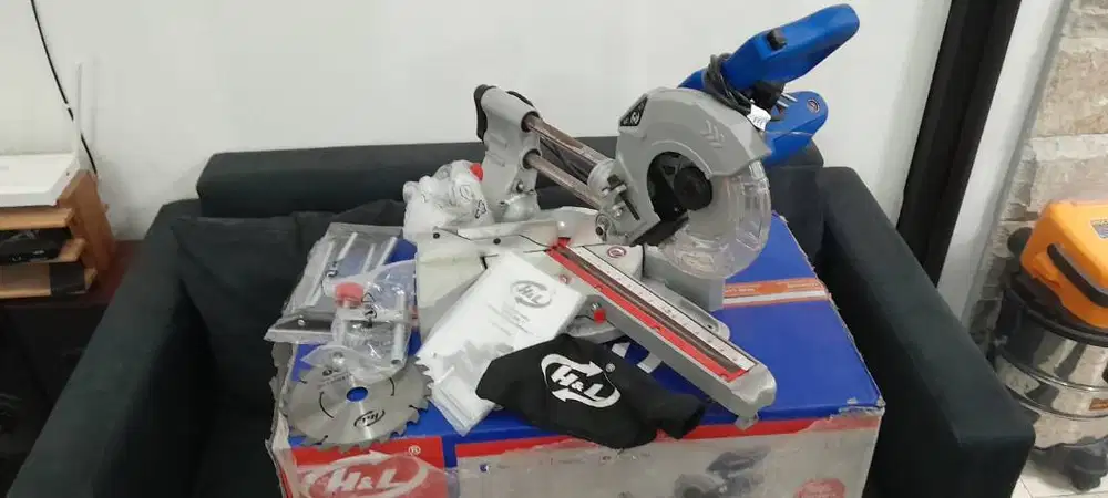 H&L HL 237 HL237 Sliding Miter Saw Mesin Potong Kayu Alumunium 7 Inch