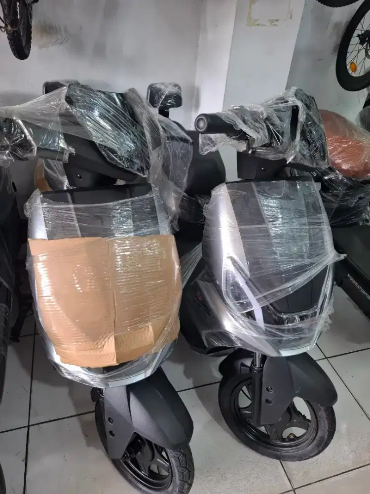 Speda listrik U-winfly D66A