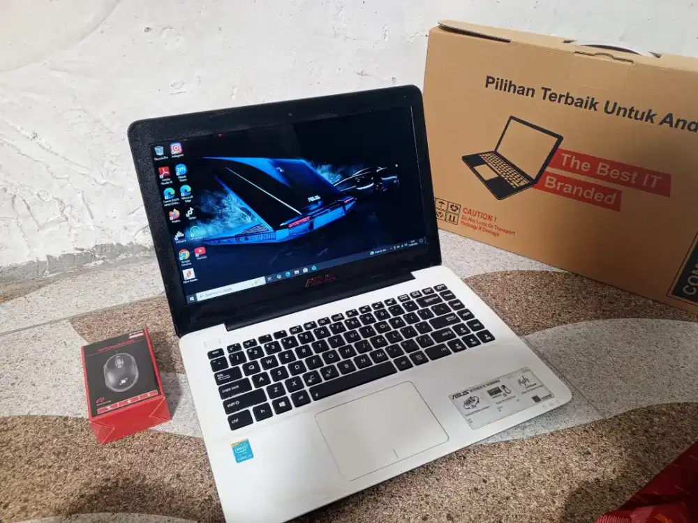 Di Jual Cepat Laptop Asus slim, mulus dan normal