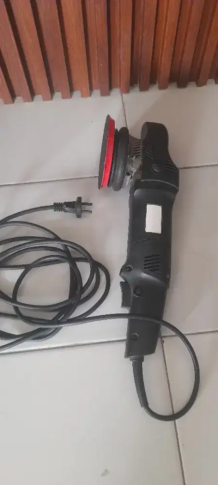 Mesin Poles Mobil DA