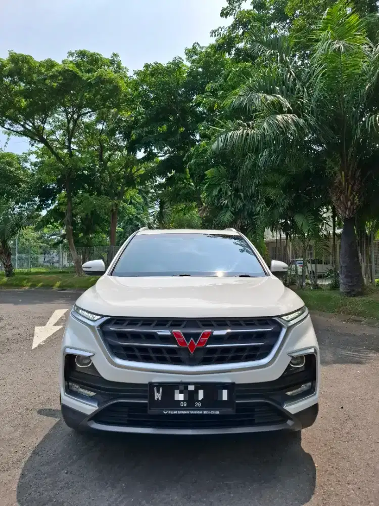 Almaz Exclusive 2021 AT Panoramic Sunroof Matic Putih TLux 5 seat